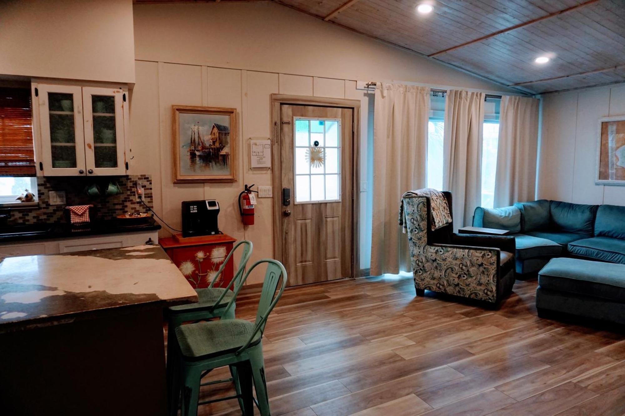 Ami Beach Shack Bradenton Beach Buitenkant foto